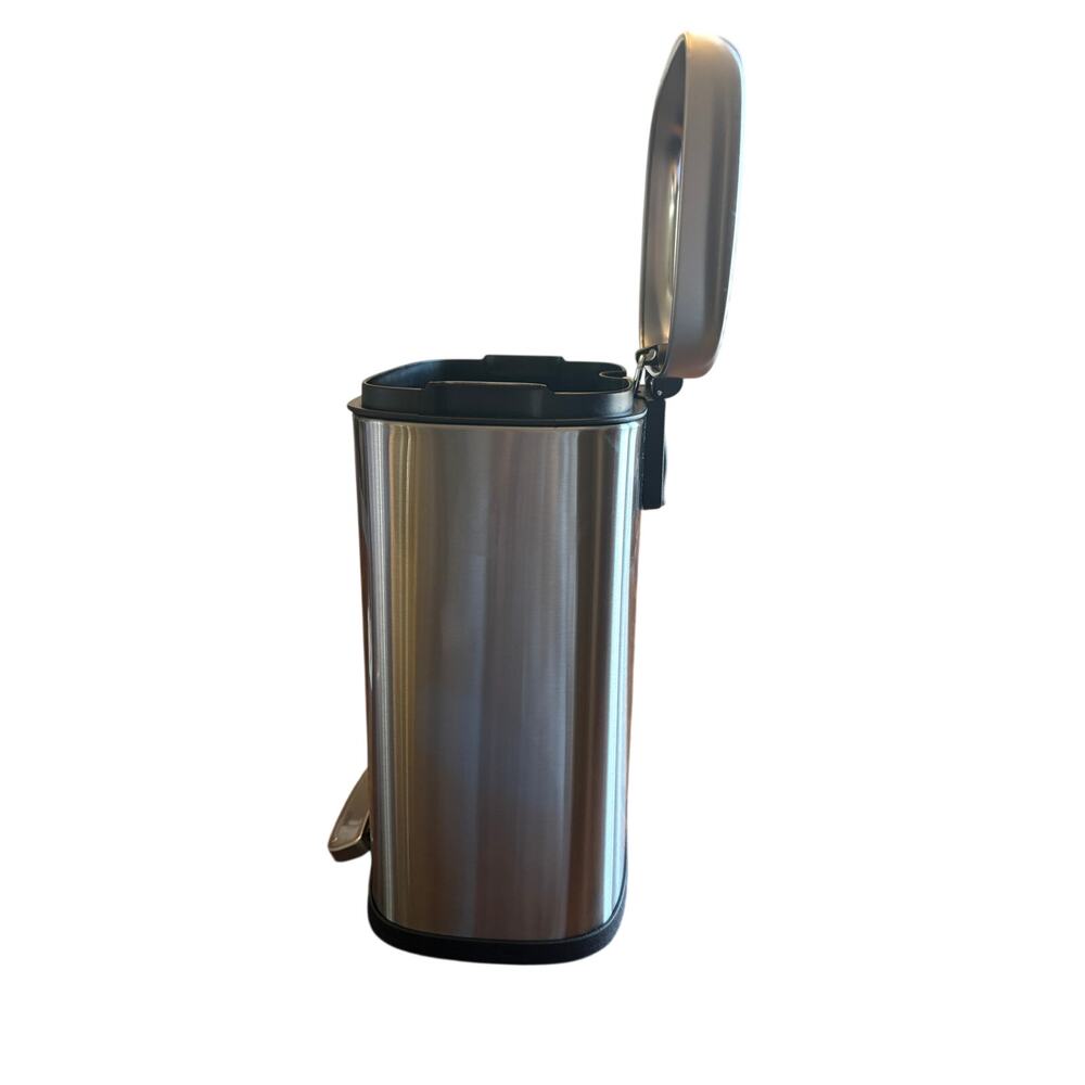 Smudge Resistant Small Rectangular Trash Can With Soft-Close Foot - Picture 3 of 12